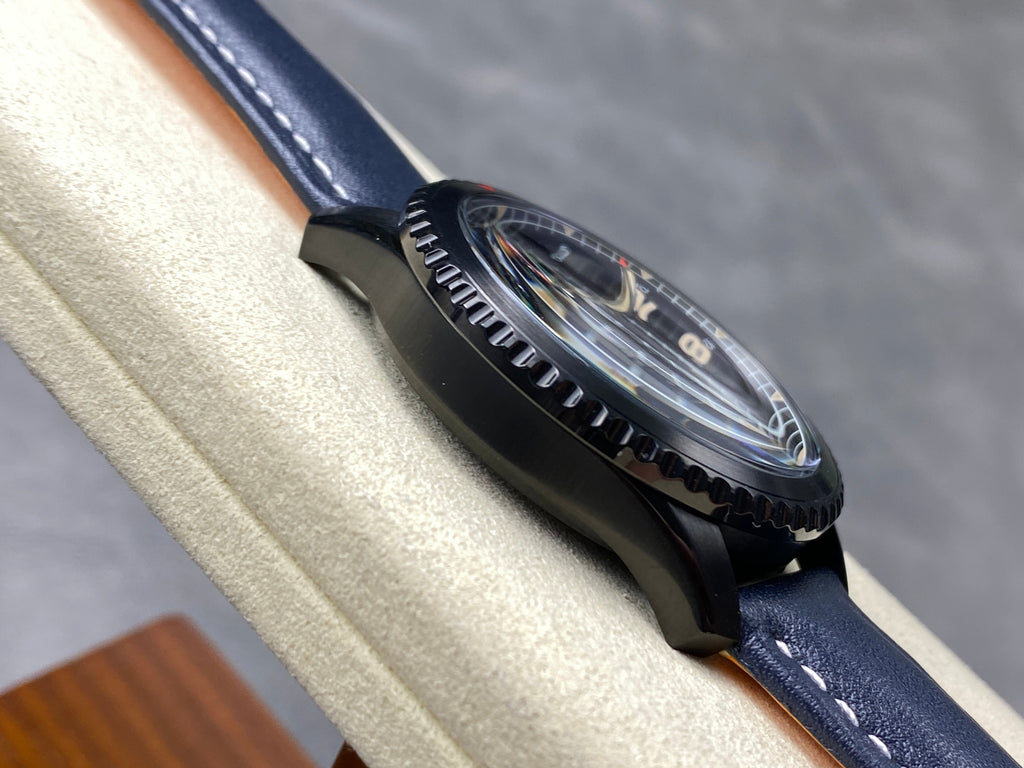 AVIATOR 8 AUTOMATIC STEEL CASE NAVY BLUE CALFSKIN STRAP