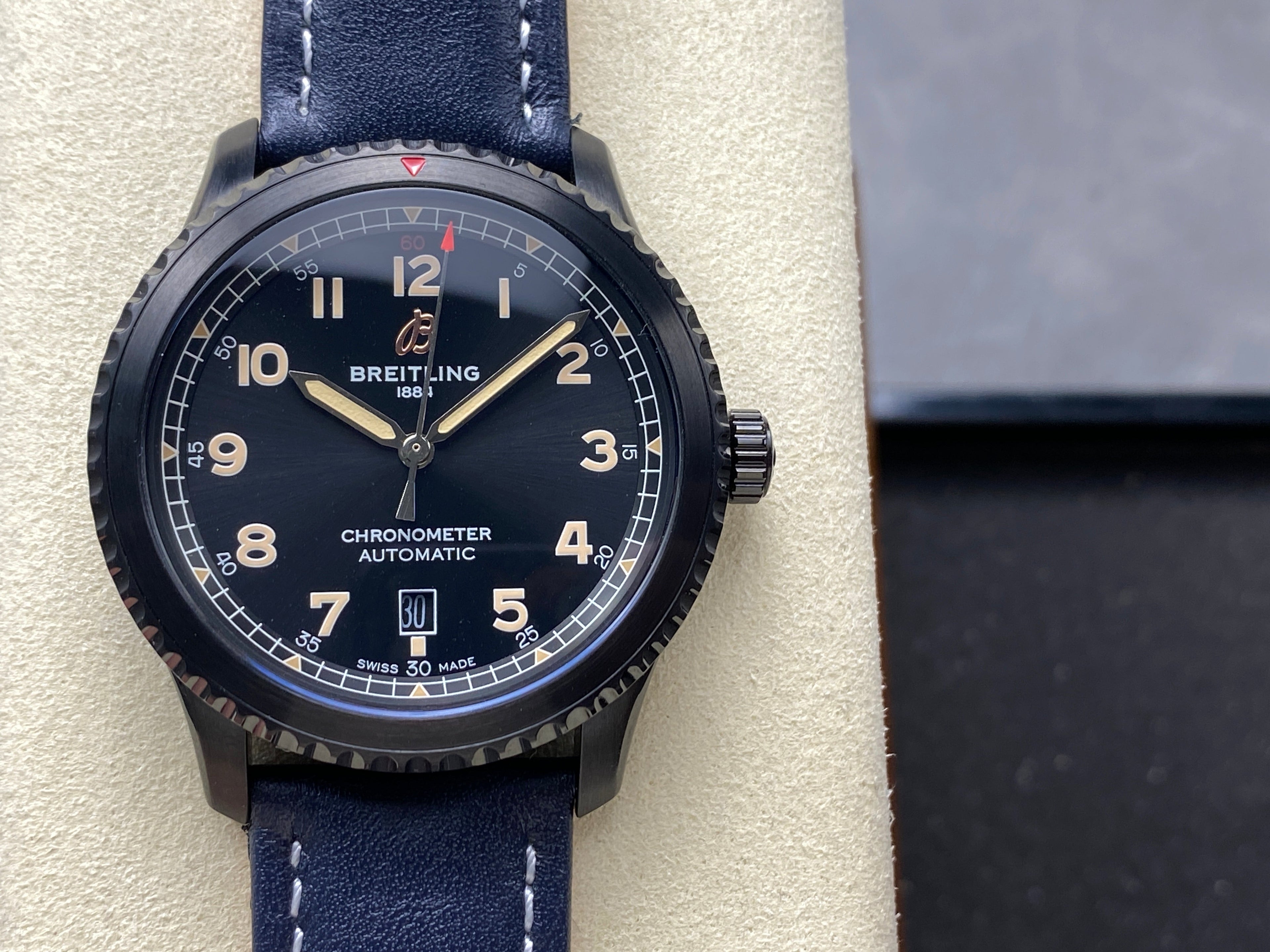 AVIATOR 8 AUTOMATIC STEEL CASE NAVY BLUE CALFSKIN STRAP