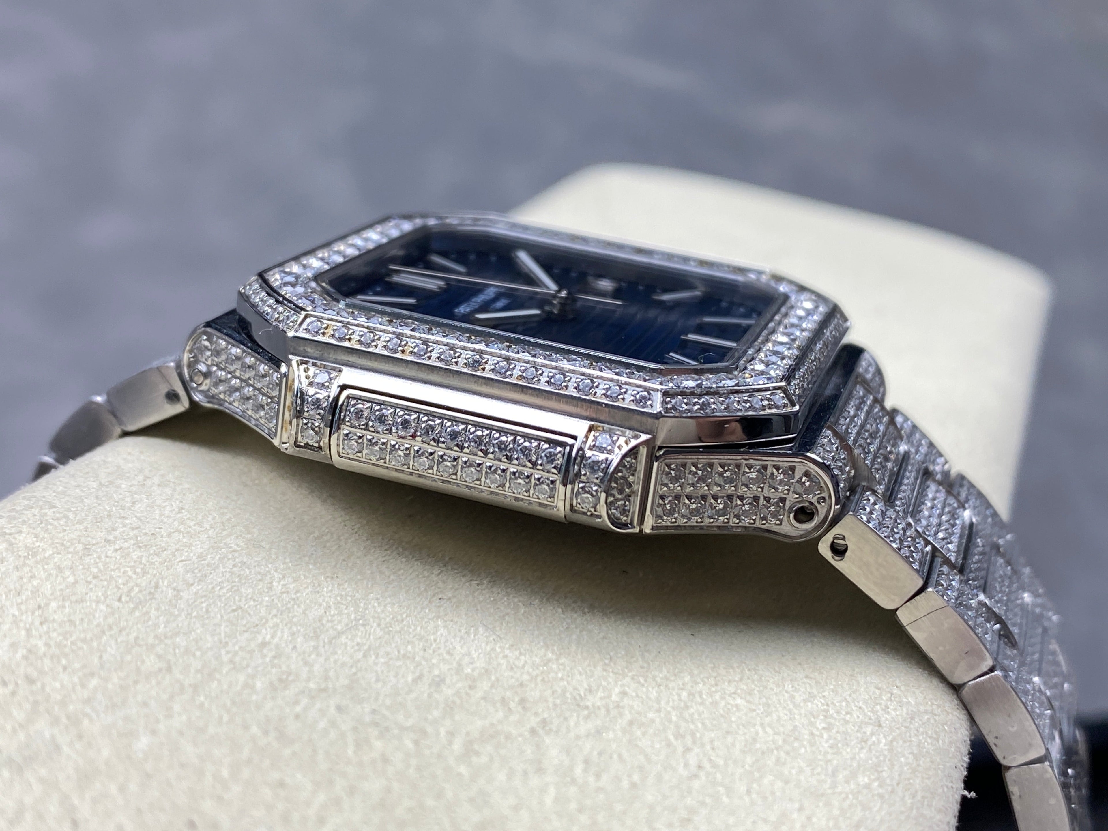 CUBITUS AUTOMATIC ALL STEEL ATTACHED DIAMOND NAVY BLUE DIAL