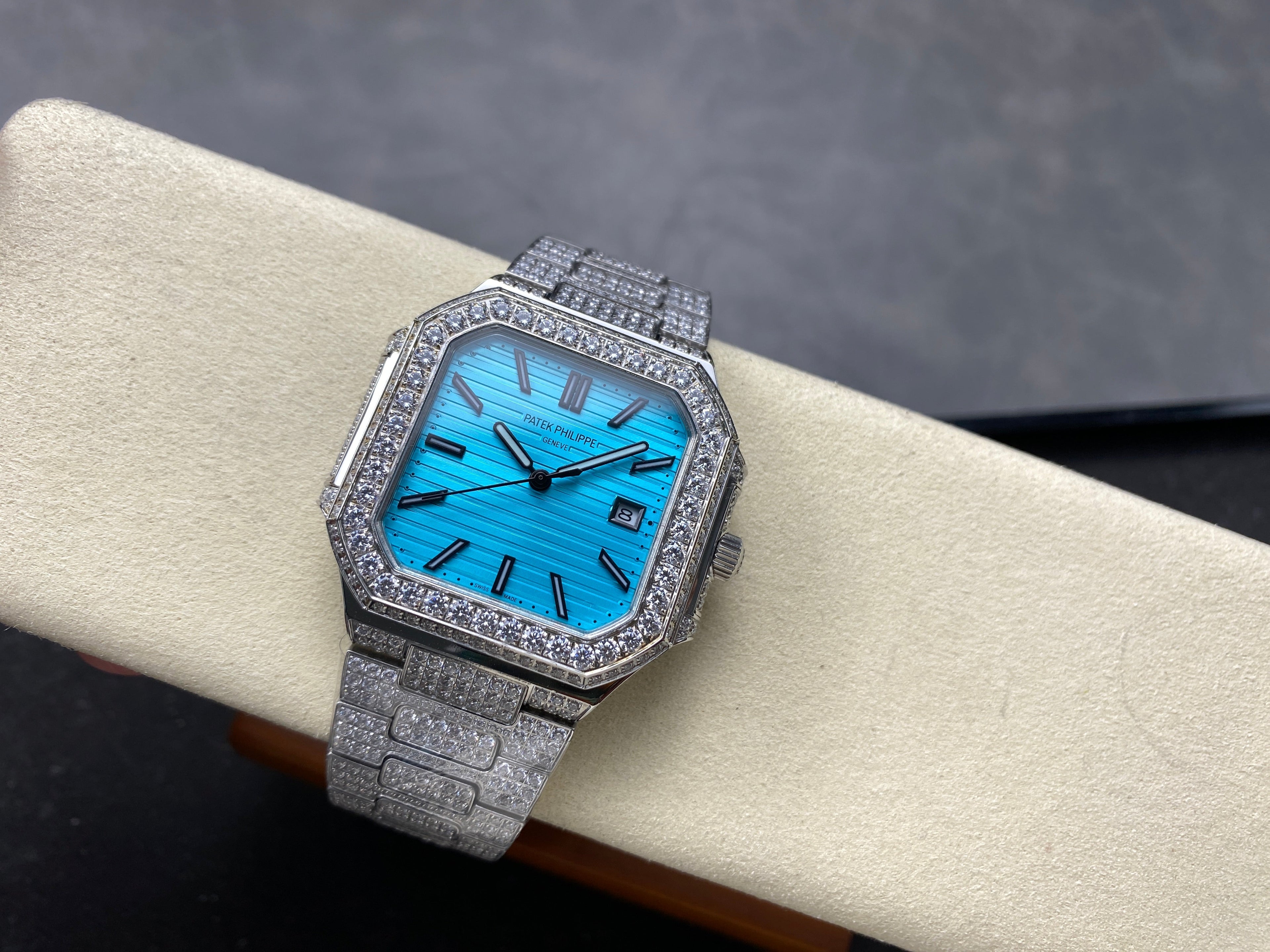 CUBITUS AUTOMATIC ALL STEEL ATTACHED DIAMOND CERULEAN BLUE DIAL