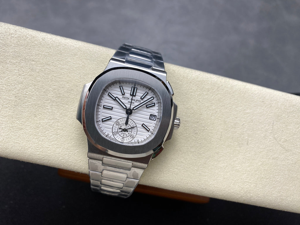 NAUTILUS ALL STEEL WHITE DIAL