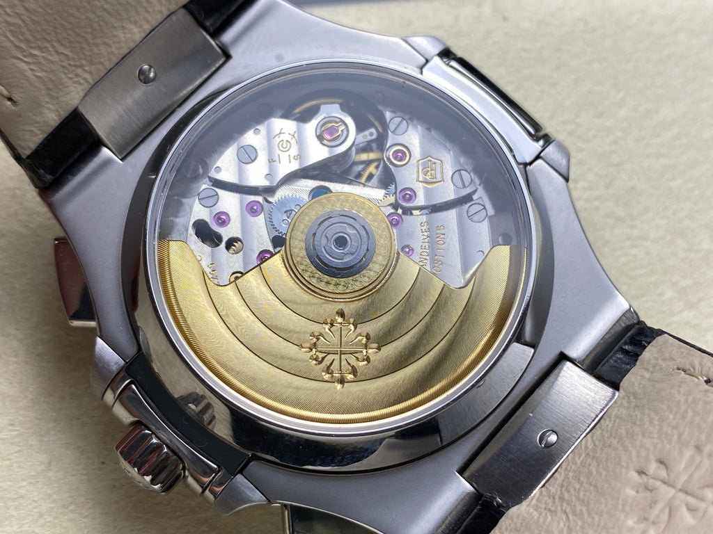 NAUTILUS STEEL CASE BLACK DIAL