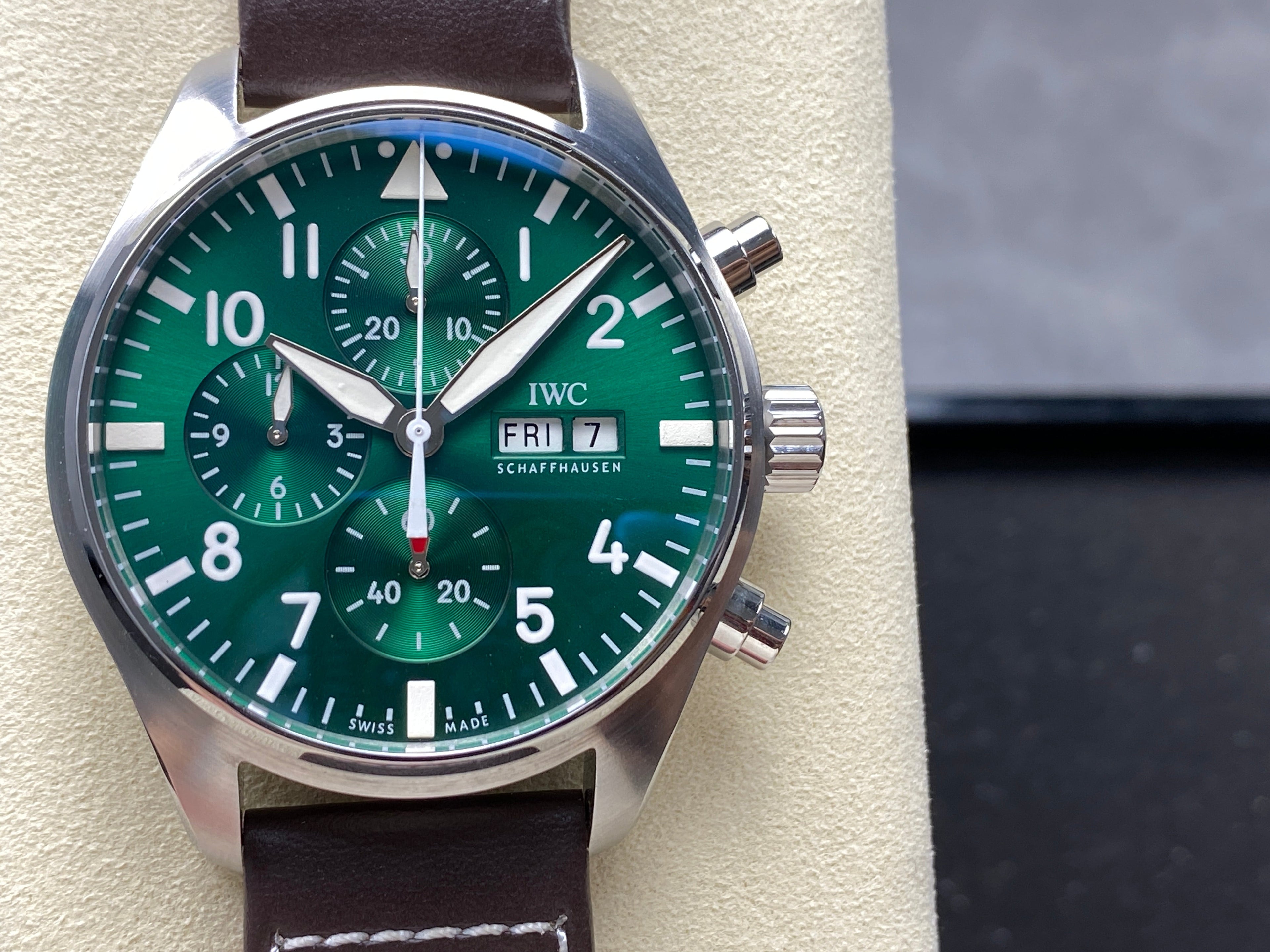 PILOT'S WATCH MARK XX STAINLESS STEEL CASE WITH BROWN LEATHER TRAP AND EMERALD GREEN DIAL