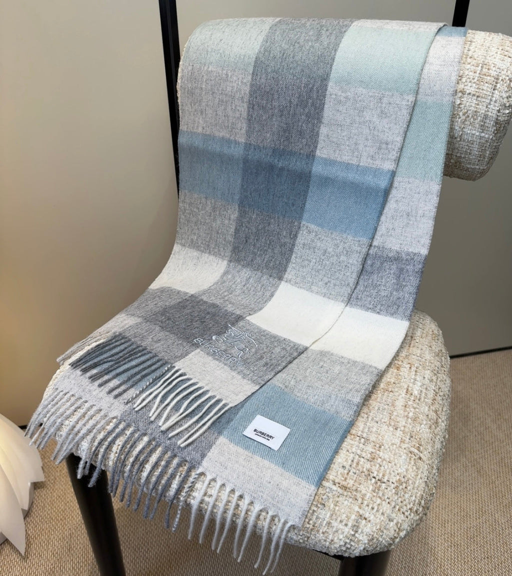 BURBERRY 25S SCARF 180 CM IN CASHMERE 935733
