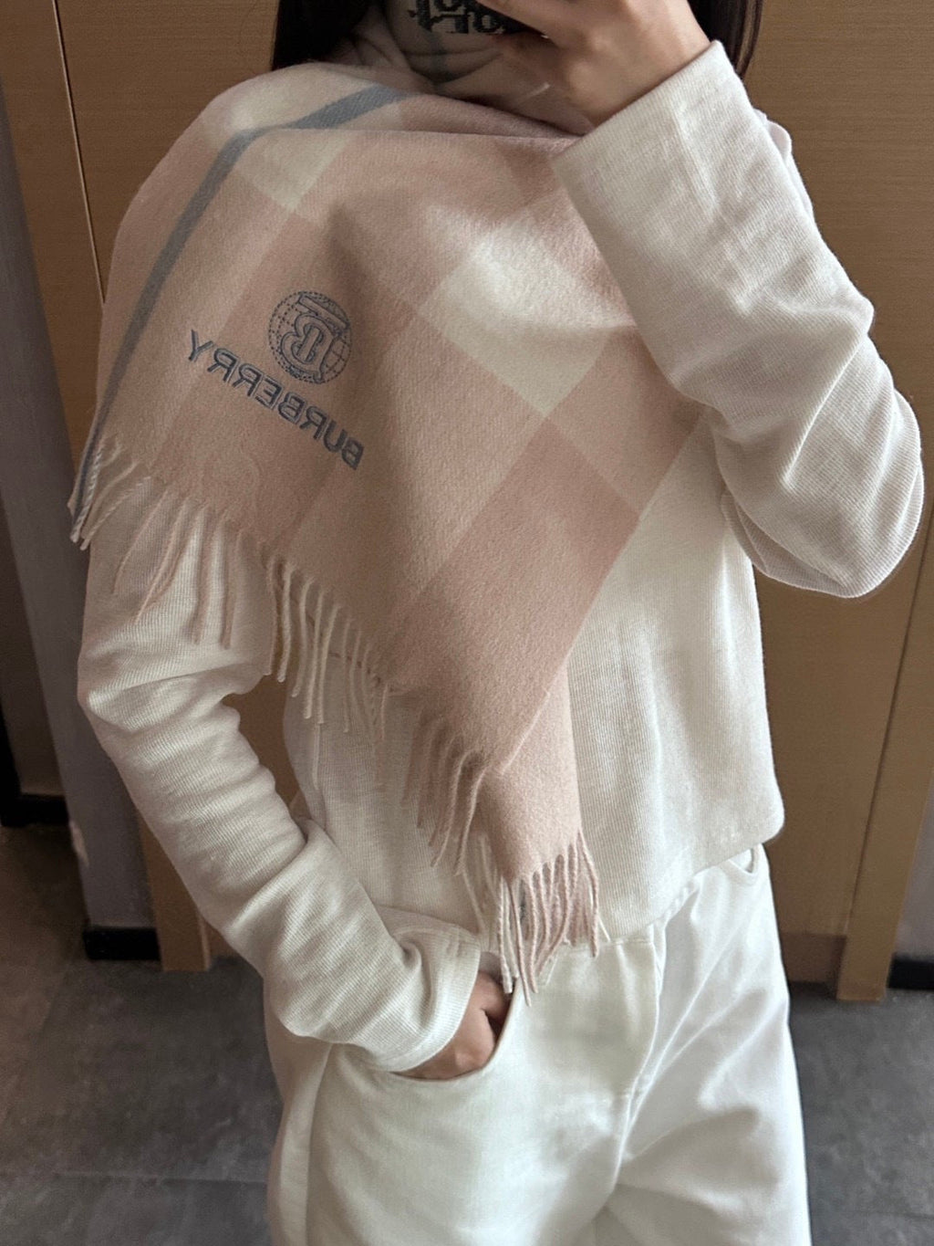 BURBERRY 25S SCARF 180 CM IN CASHMERE 935745