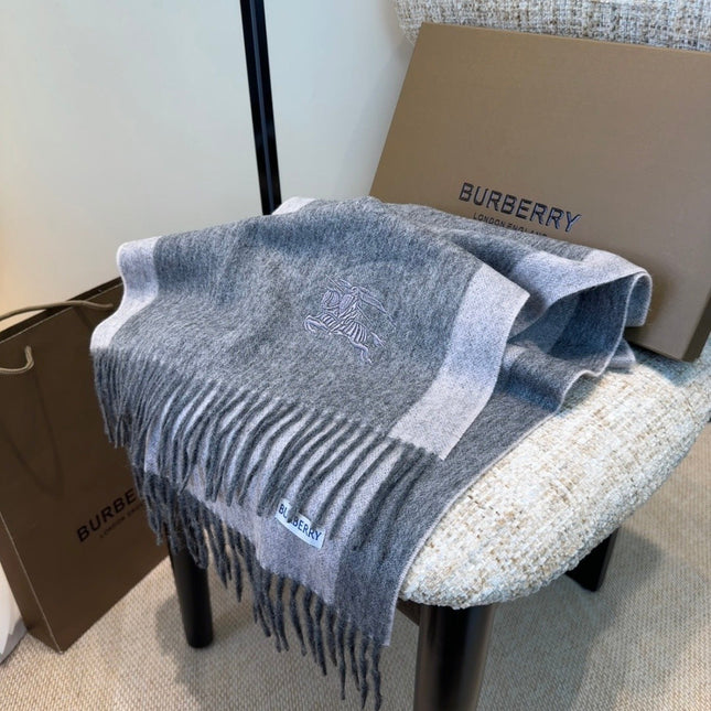 BURBERRY 25S SCARF 180 CM IN CASHMERE 935746