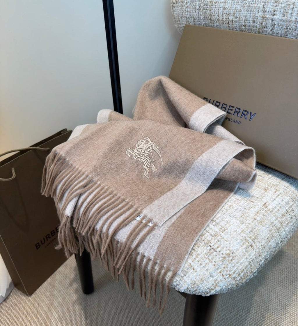 BURBERRY 25S SCARF 180 CM IN CASHMERE 935748