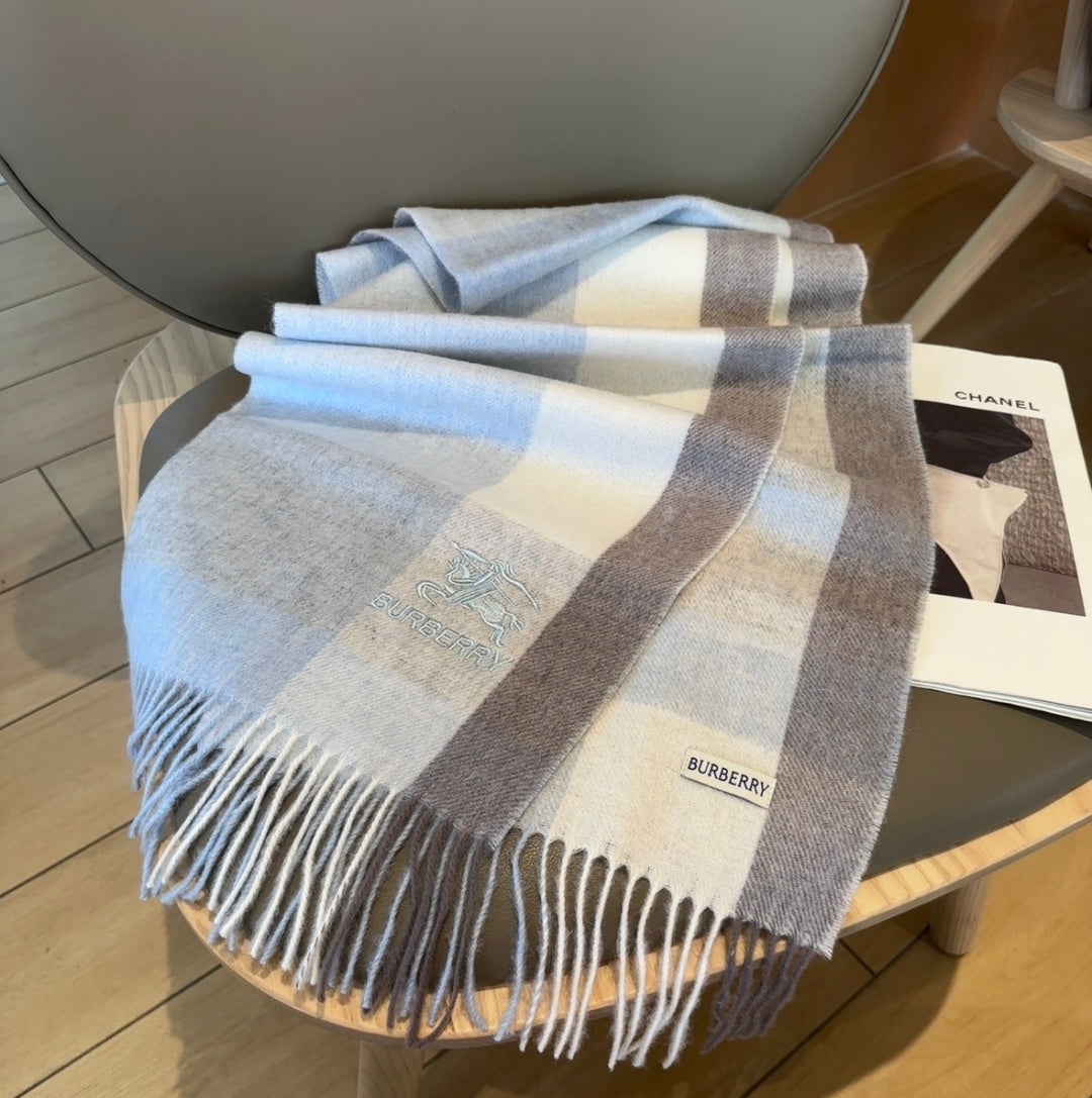 BURBERRY 25S SCARF 180 CM IN CASHMERE 938043