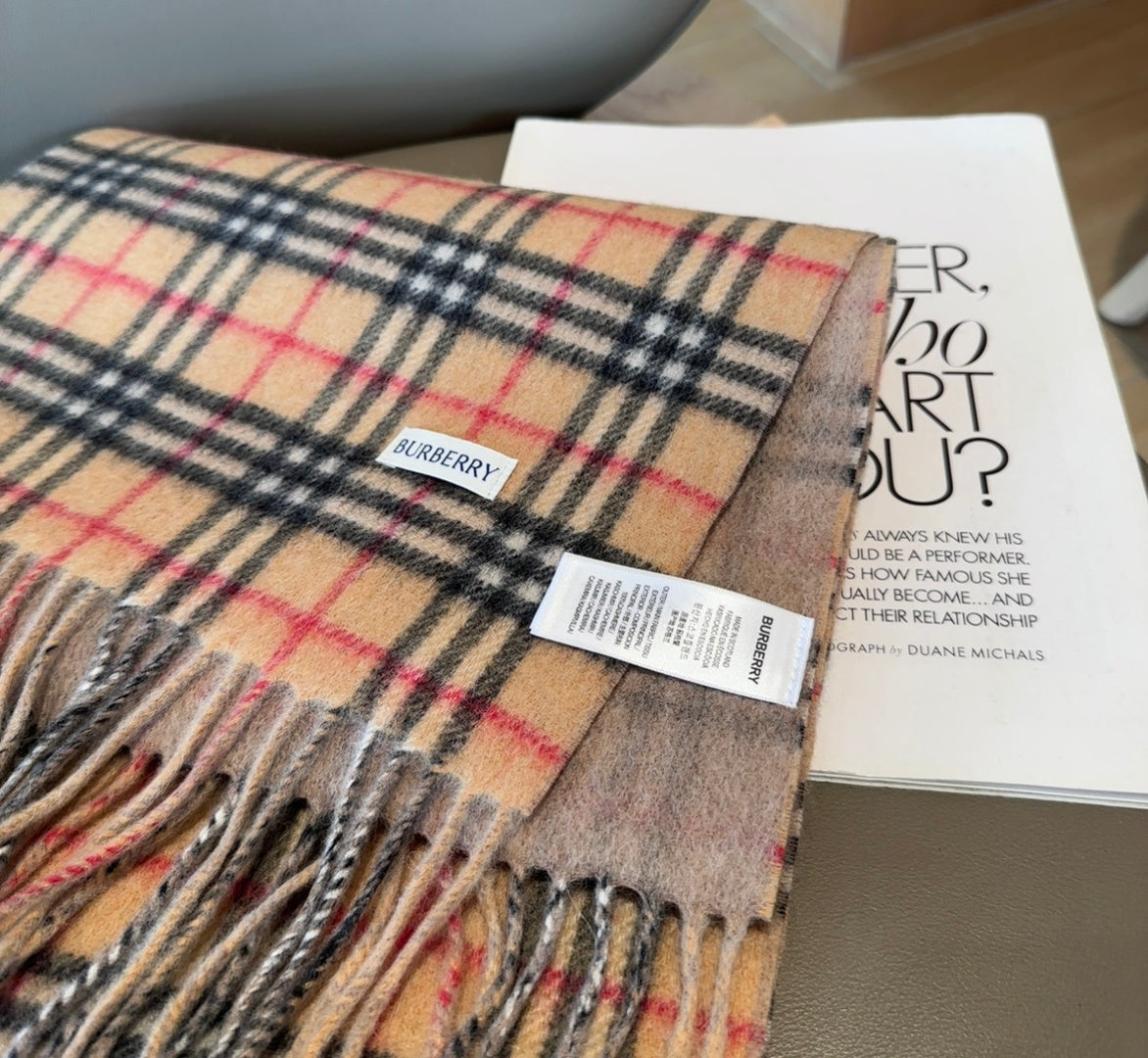 BURBERRY 25S SCARF 180 CM IN CASHMERE 938046