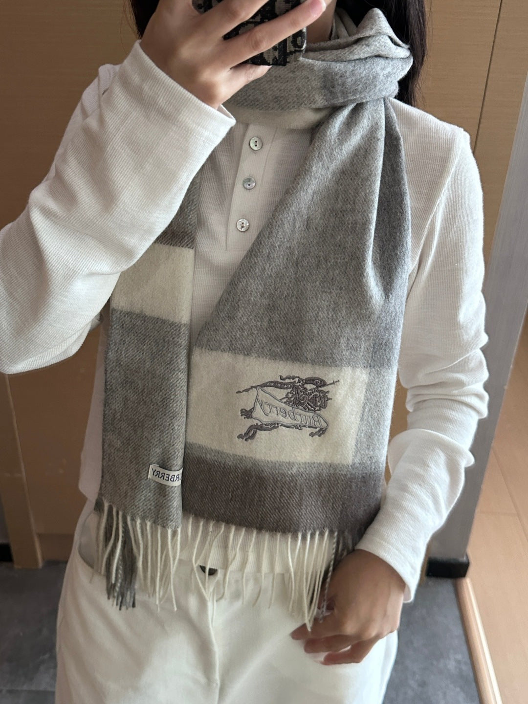 BURBERRY 25S SCARF 180 CM IN CASHMERE 938053