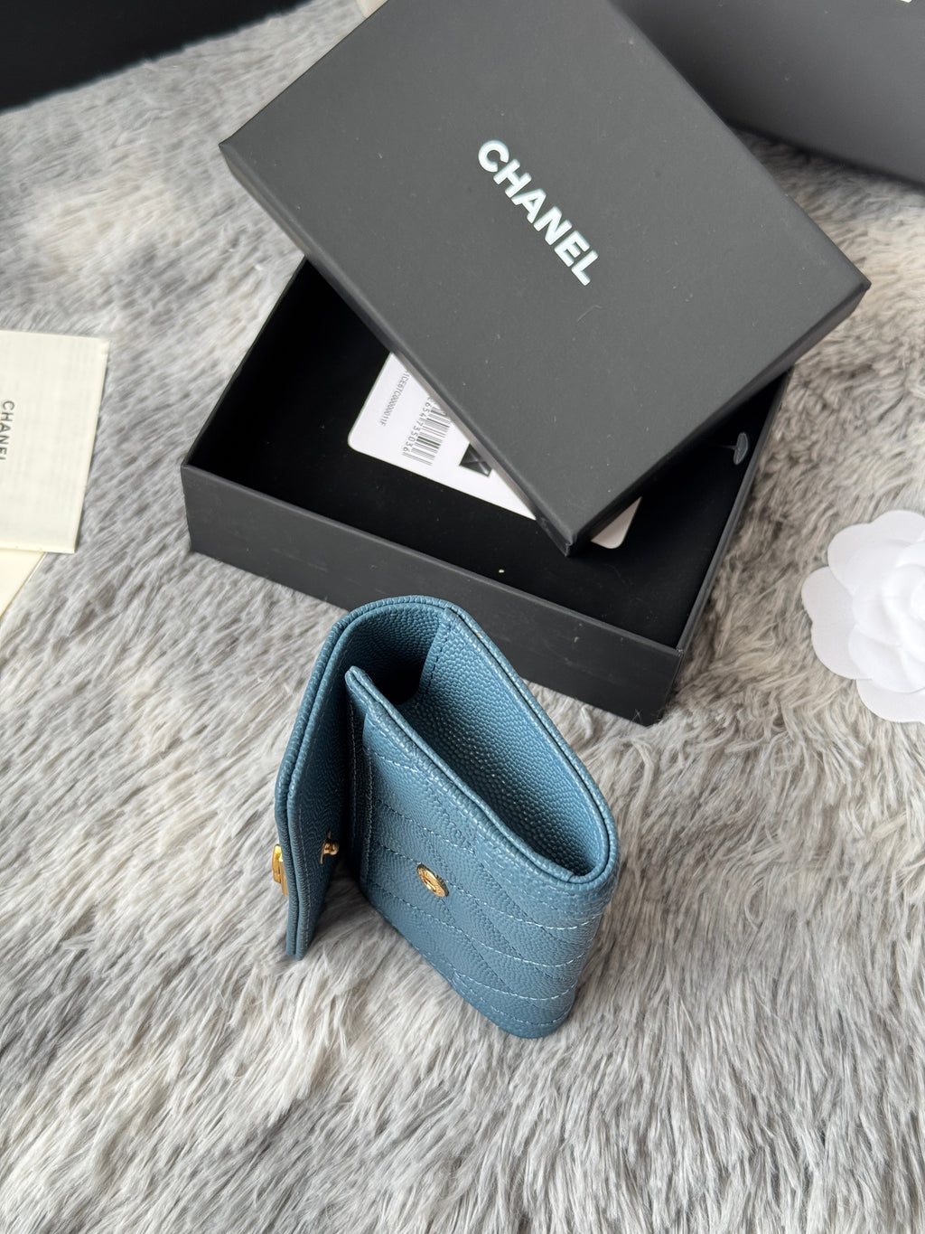 LEBOY WALLET 11 IN NEPAL BLUE GRAINED CALFSKIN GOLD-TONE HARDWARE