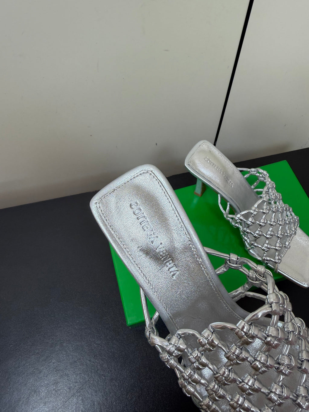 BOTTEGA VENETA 26S WOVEN STRAP HIGH-HEEL SANDALS 85 MM IN SILVER LAMBSKIN