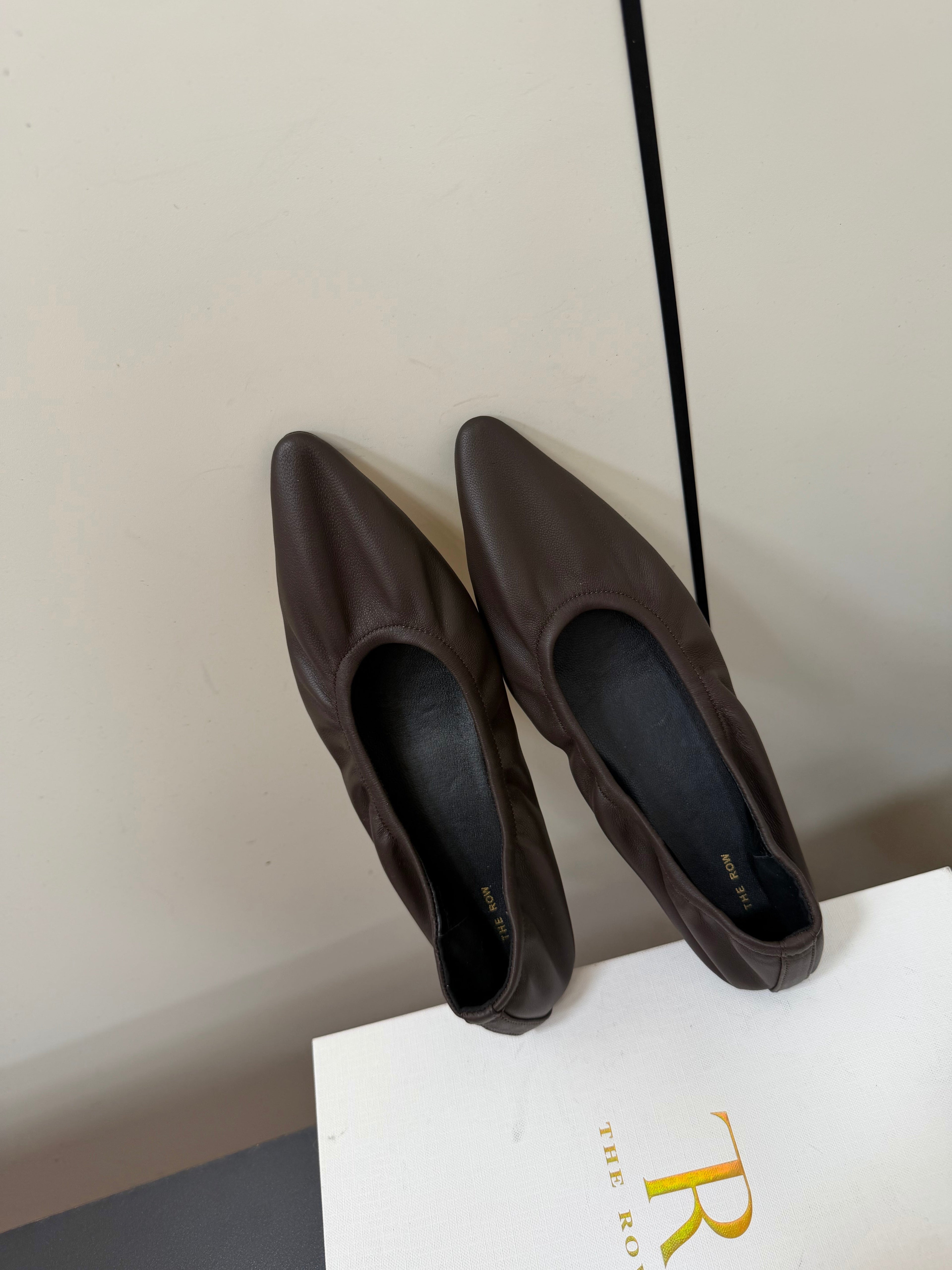 THE ROW 26S POINTED TOE BALLET FLATS IN CHOCOLATE BROWN LAMBSKIN
