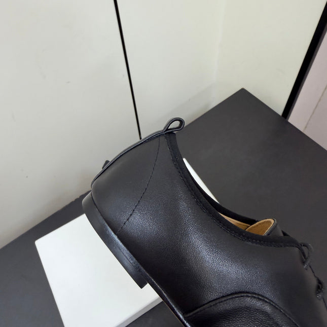 THE ROW 26S LACE UP DERBY FLATS IN BLACK CALFSKIN  WITH SQUARE TOE