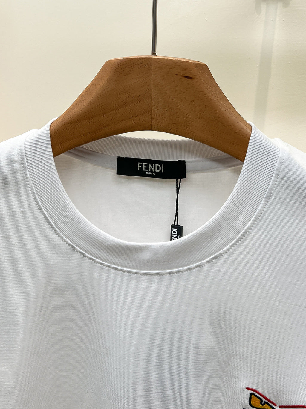 FENDI 26S SHORT SLEEVE T-SHIRT 050