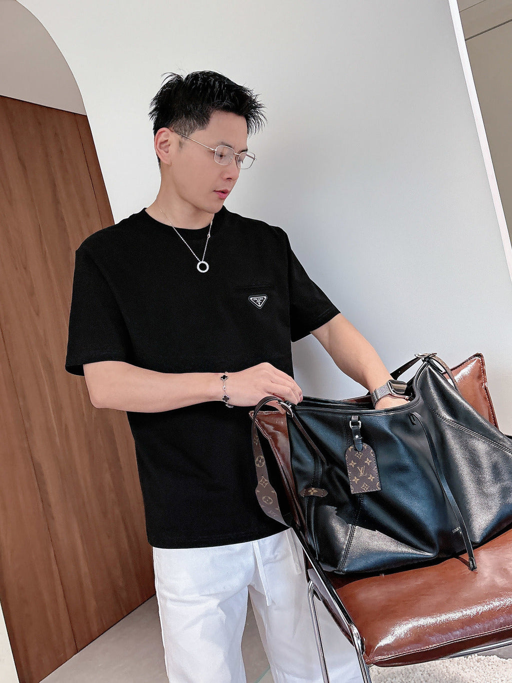 PRADA 26S SHORT SLEEVED T-SHIRT 777