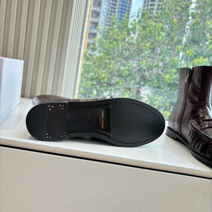 YSL 25S ANKLE FLAT BOOTS IN DEEP REDWOOD EMBOSSED LAMBSKIN WITH SIDE ZIPPER