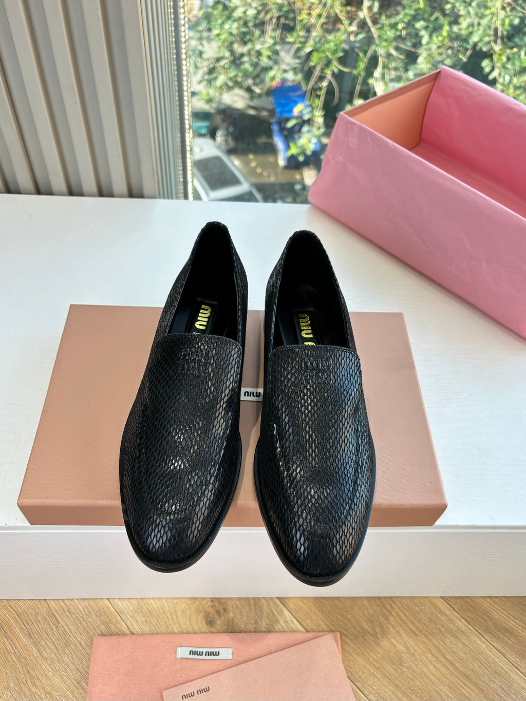 MIUMIU 26S LOAFERS IN BLACK SNAKE EMBOSSED CALFSKIN