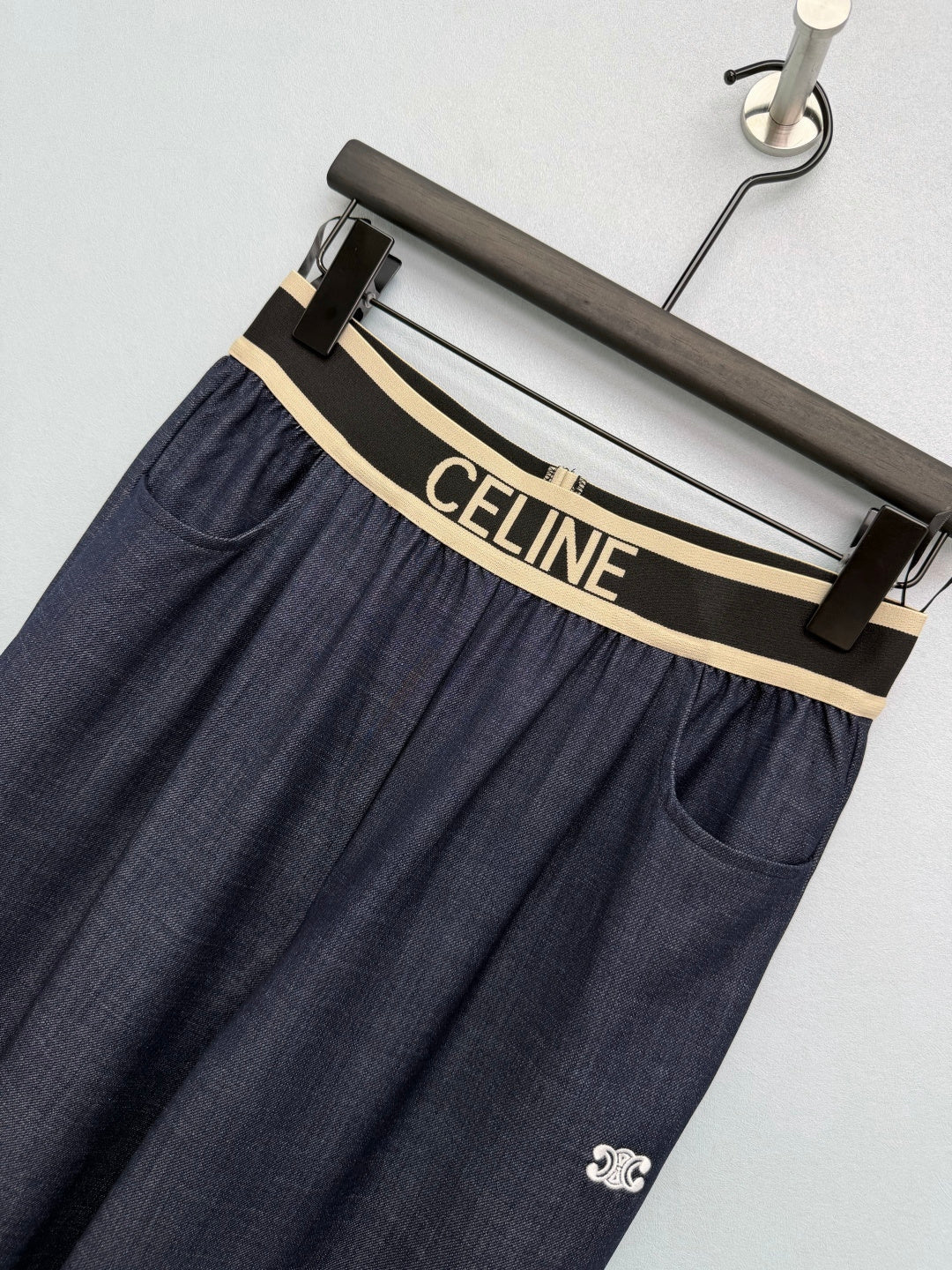 CELINE 26S WIDE LEG JEANS 182