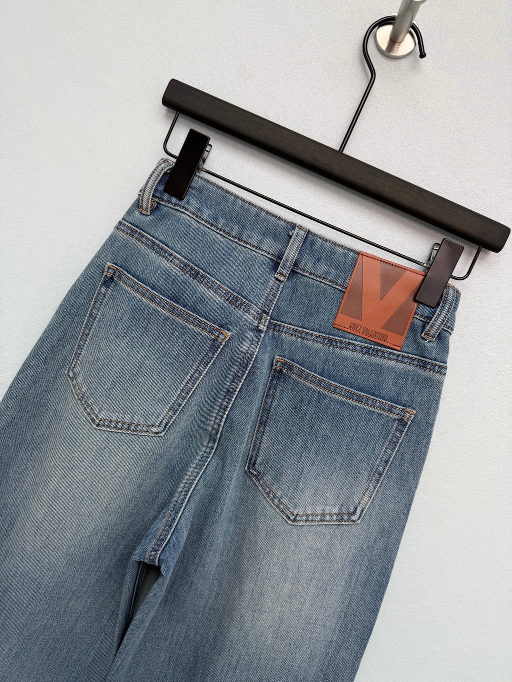 VALENTINO 26S STRAIGHT LEG JEANS 163