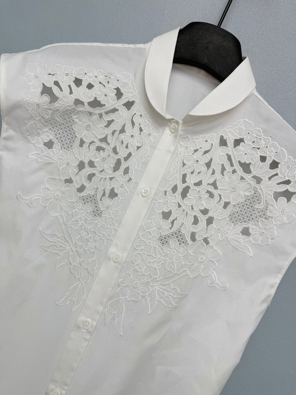 VALENTINO 26S SLEEVELESS SHIRT 152