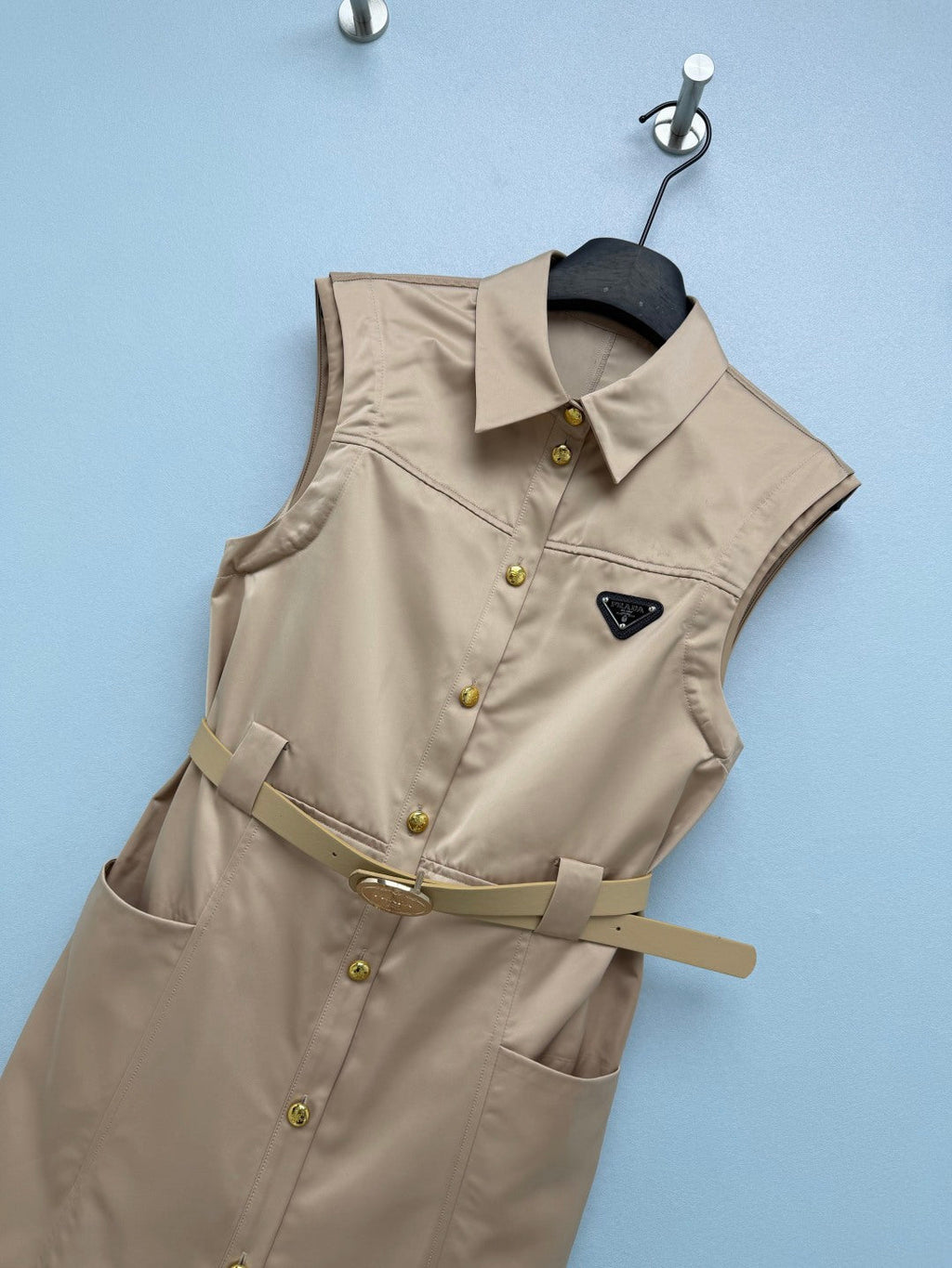 PRADA 26S SLEEVELESS COLLARED DRESS STYLE 868