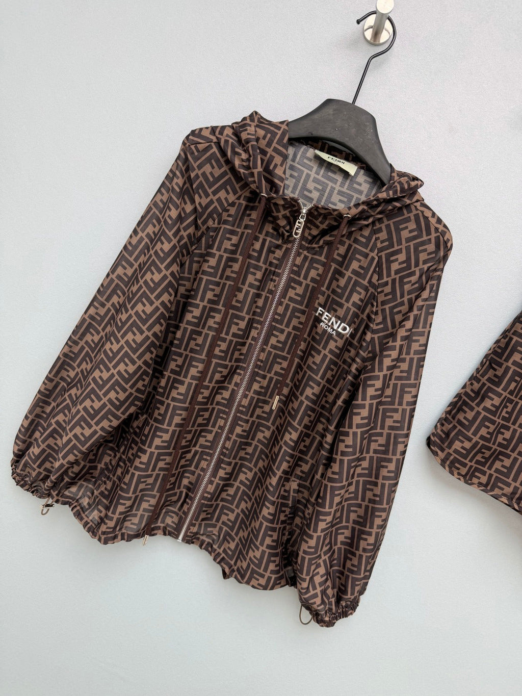 FENDI 26S HOODED JACKET & SHORTS SET 007