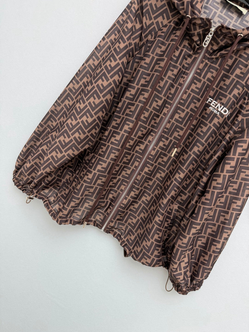 FENDI 26S HOODED JACKET & SHORTS SET 007