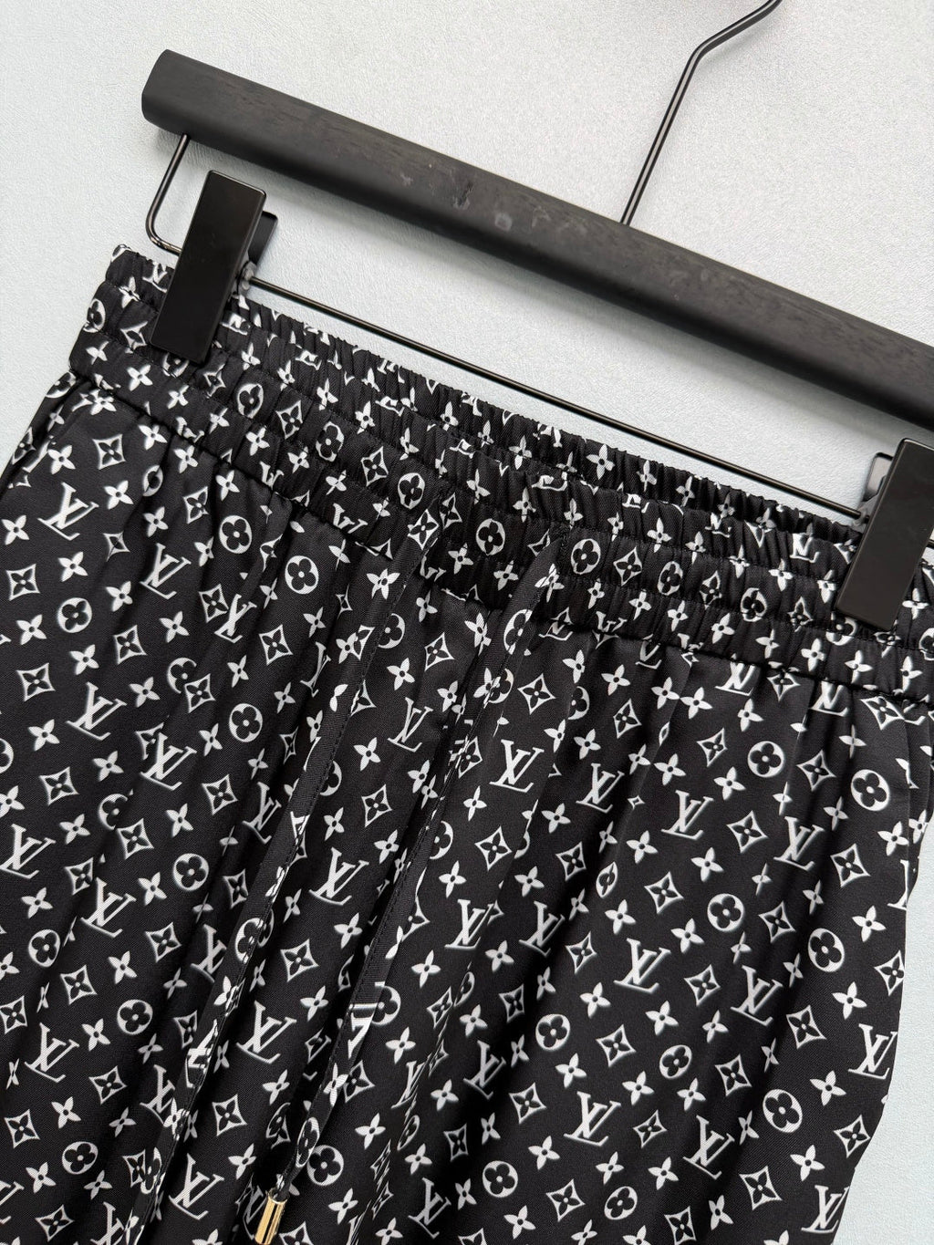 LV 26S WIDE-LEG PANTS STYLE 194