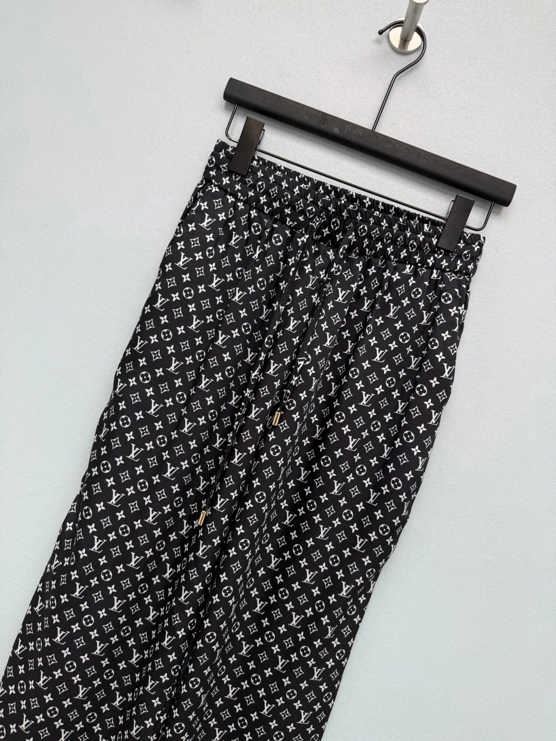 LV 26S WIDE-LEG PANTS STYLE 194