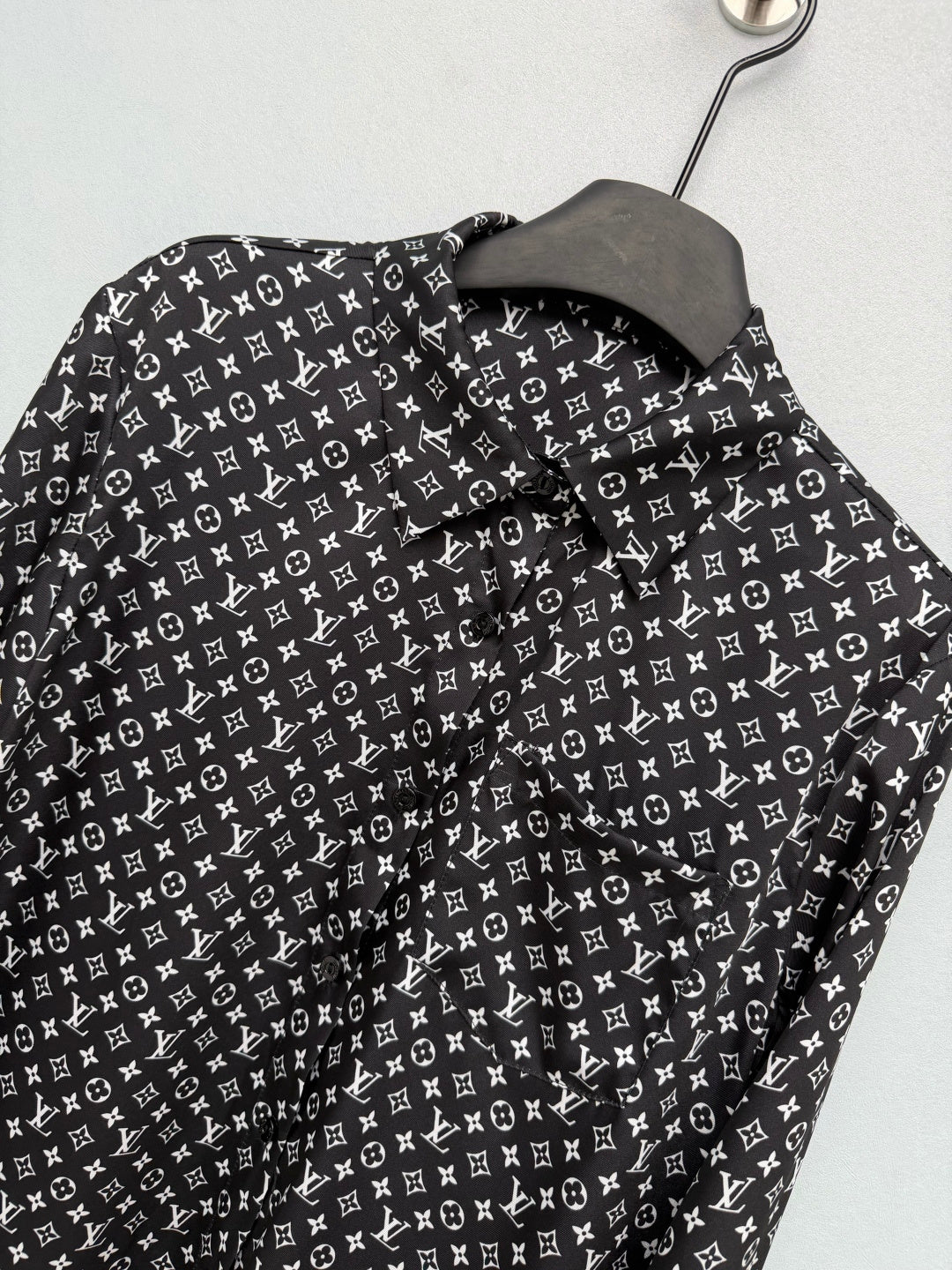 LV 26S LONG-SLEEVE SHIRT STYLE 192