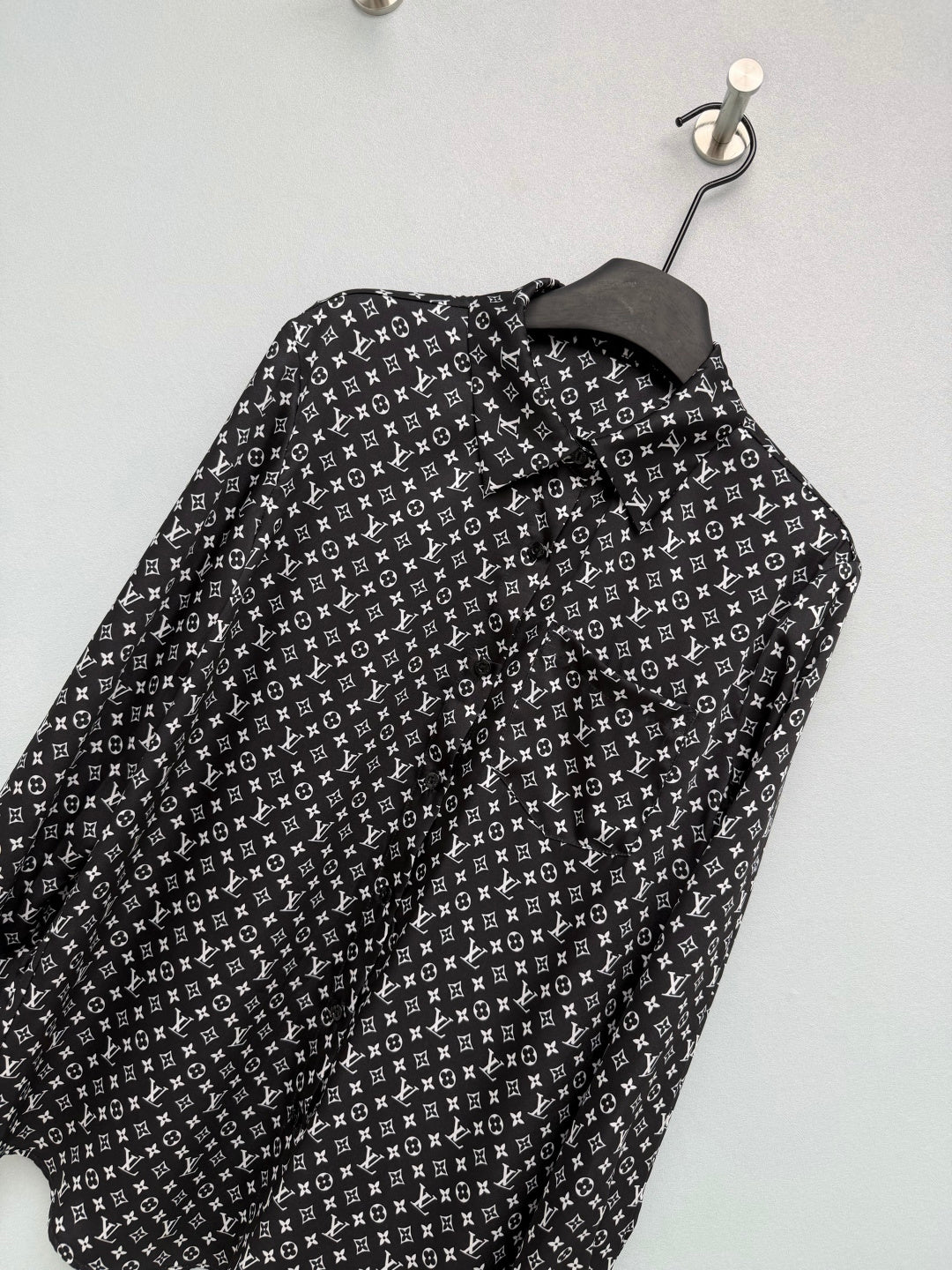 LV 26S LONG-SLEEVE SHIRT STYLE 192