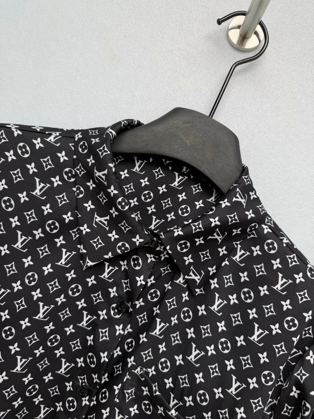 LV 26S LONG-SLEEVE SHIRT STYLE 192