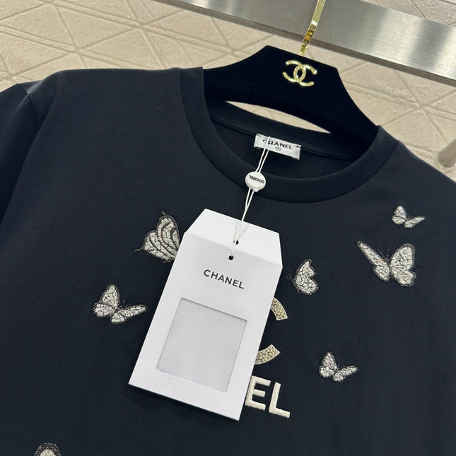 CHANEL 26S SHORT-SLEEVE T-SHIRT 663