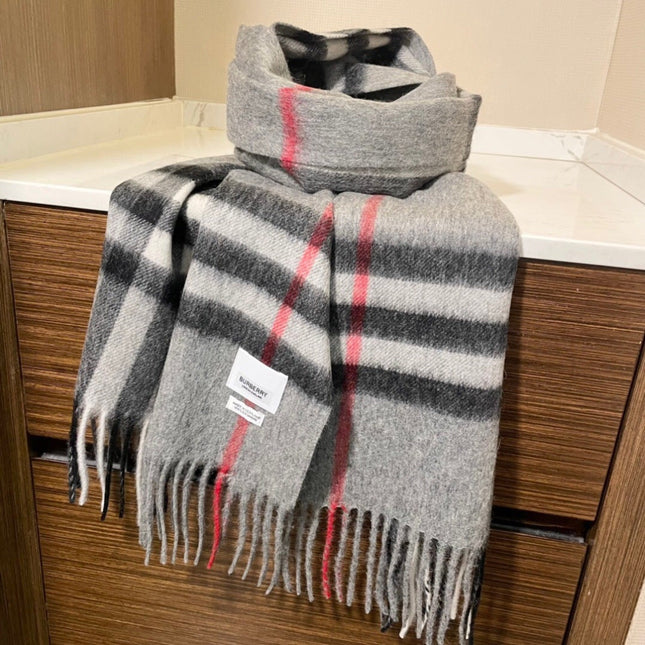 BURBERRY 25S SCARF 180 CM IN CASHMERE 938246