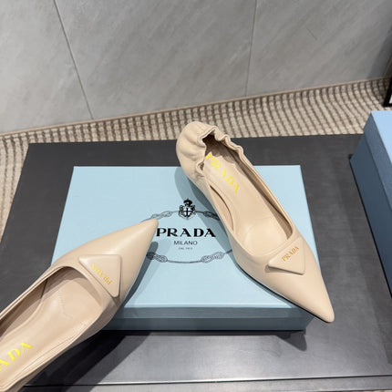 PRADA 26S POINTED TOE PUMPS 55MM IN NUDE SHEEPSKIN WITH LOGO