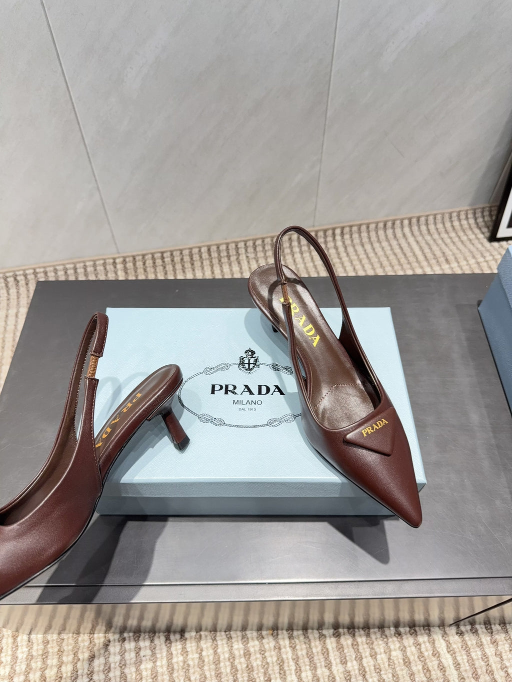 PRADA 26S POINTED TOE SLINGBACK HIGH HEELS 55MM IN DARK BROWN SHEEPSKIN WITH LOGO