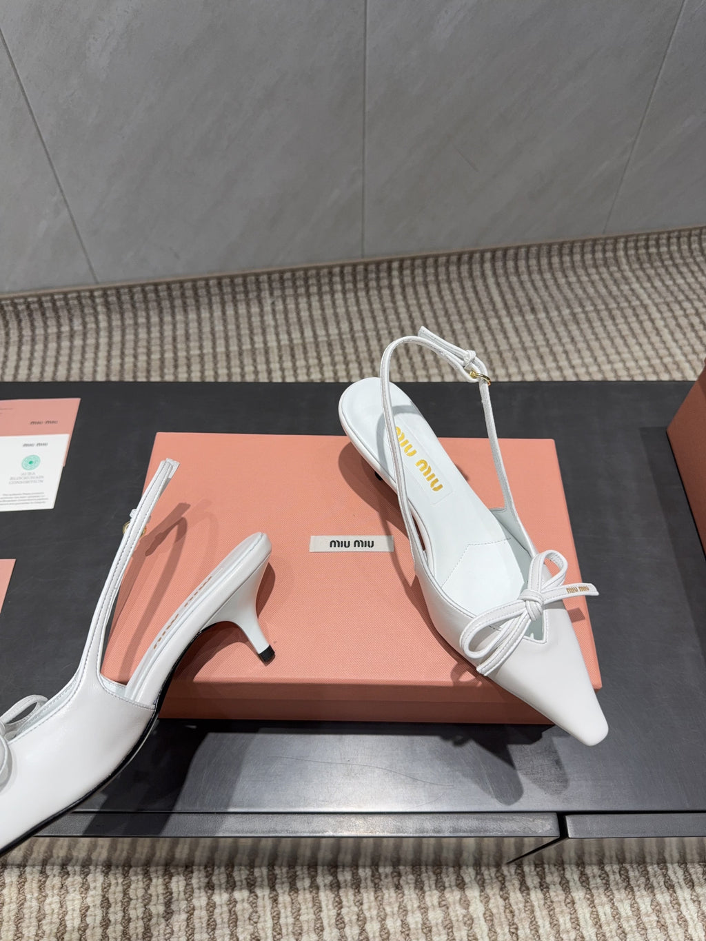MIUMIU 26S SLINGBACK 55MM IN WHITE CALFSKIN WITH BOW