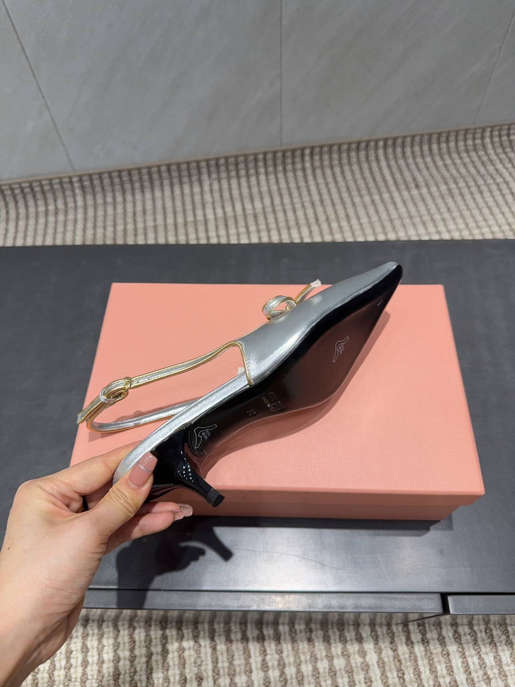 MIUMIU 26S SLINGBACK 55MM IN SILVER CALFSKIN WITH BOW