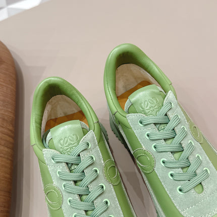 LOEWE 26S FLOW RUNNER SNEAKER IN OLIVE GREEN CALFSKIN AND SUEDE