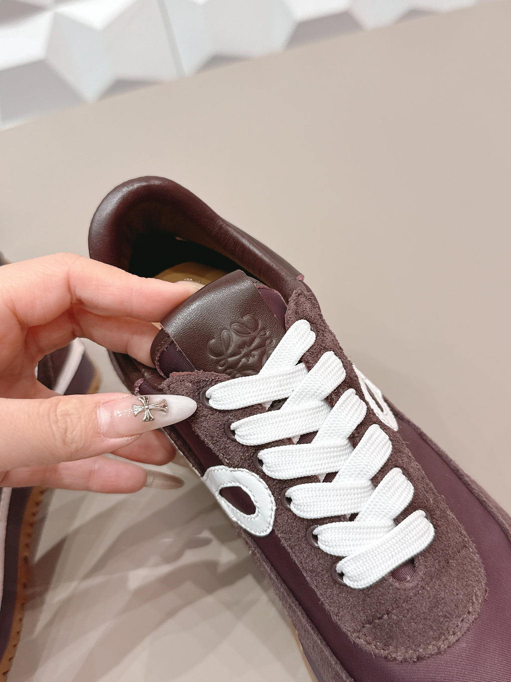LOEWE 26S FLOW RUNNER SNEAKER IN DARK BROWN AND WHITE SUEDE AND CALFSKIN