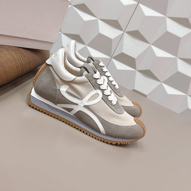 LOEWE 26S FLOW RUNNER SNEAKER IN DARK GRAY SUEDE AND WHITE CALFSKIN