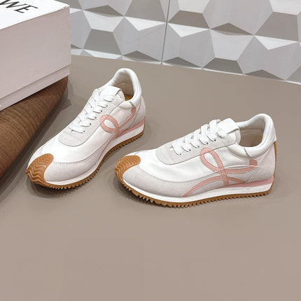 LOEWE 26S FLOW RUNNER SNEAKER IN LIGHT GRAY SUEDE AND WHITE CALFSKIN