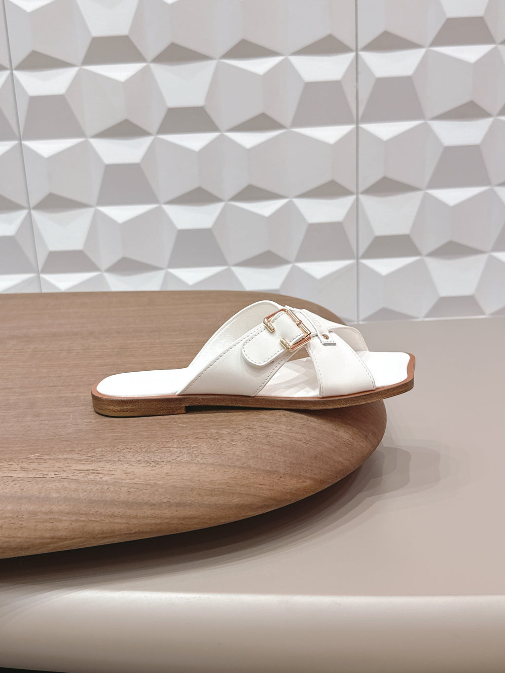 CHLOÉ 26S SANDALS IN WHITE CALFSKIN