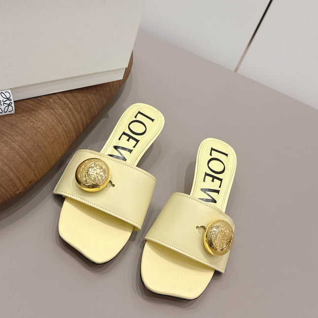 LOEWE 26S SQUARE TOE SANDALS 45MM IN LIGHT YELLOW CALFSKIN GOLD HARDWARE