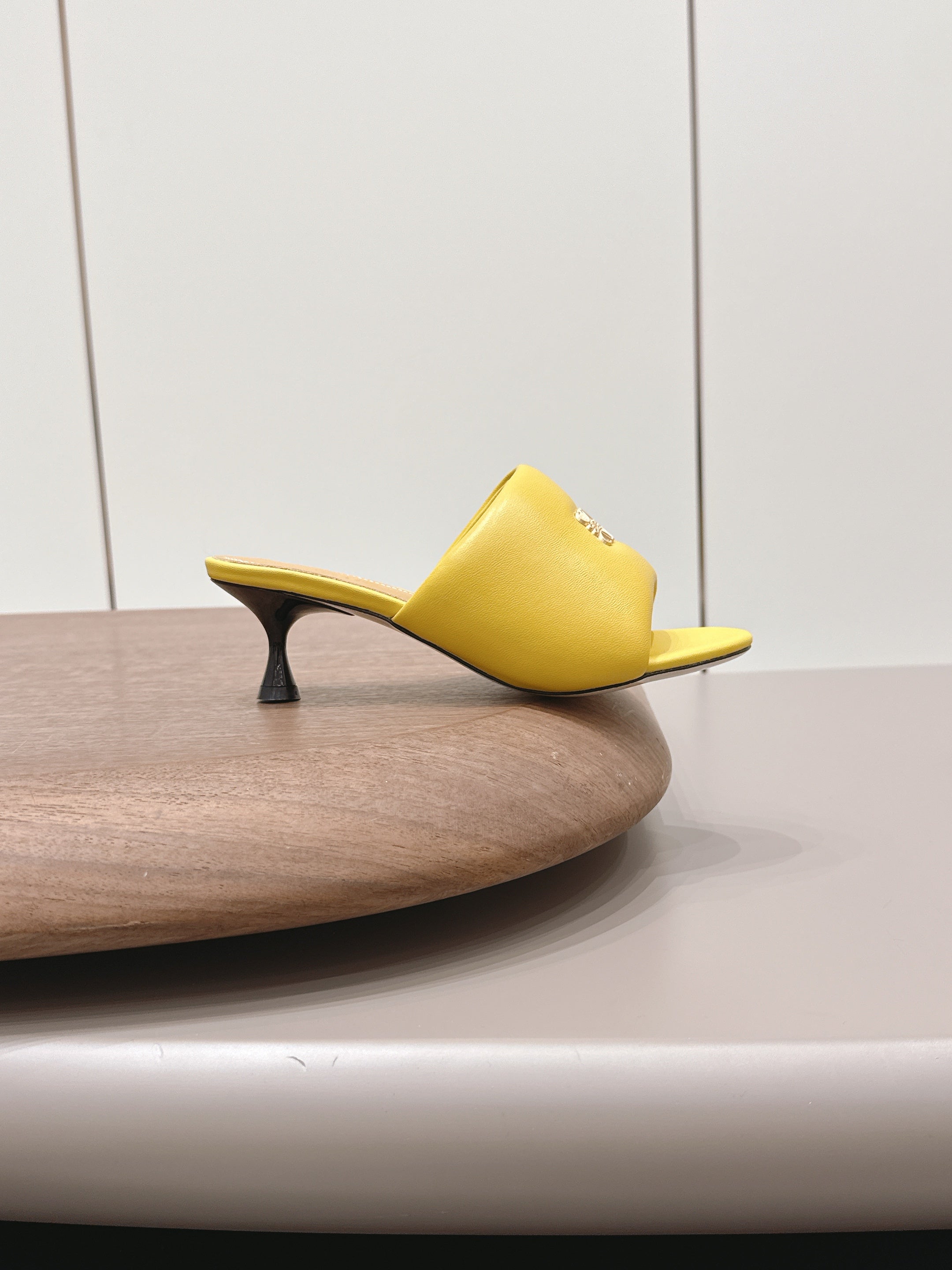 LOEWE 26S MULE HEELS 45MM IN YELLOW LAMBSKIN GOLD HARDWARE