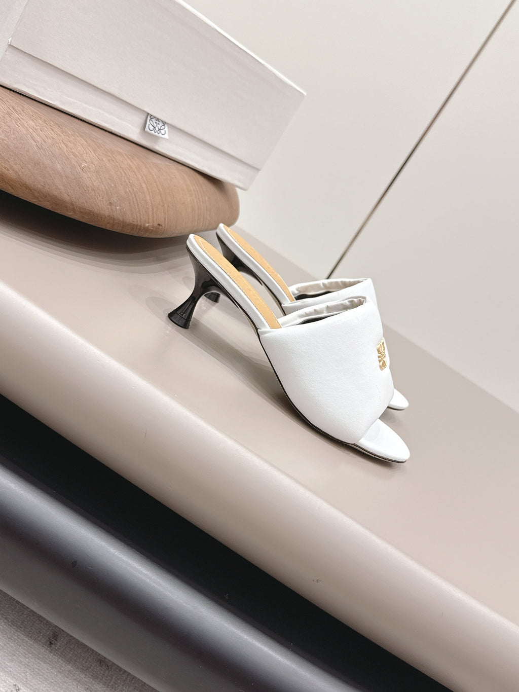 LOEWE 26S MULE HEELS 45MM IN WHITE LAMBSKIN GOLD HARDWARE