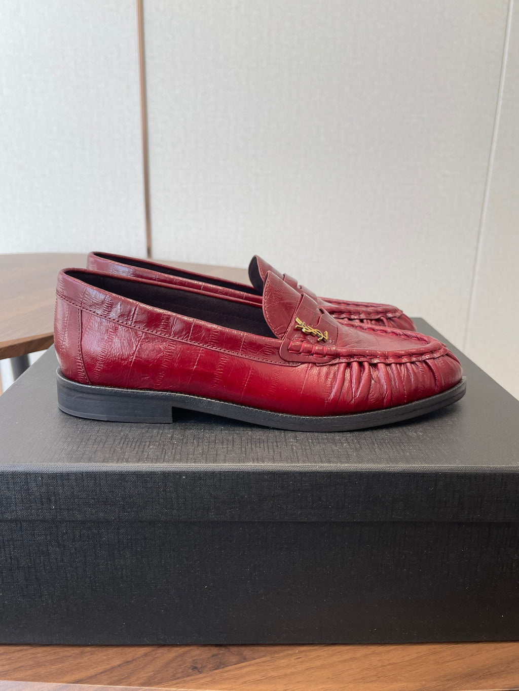 YSL 26S LOAFER IN DARK RED CALFSKIN