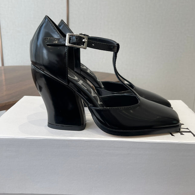 LOEWE 26S ONDA 90MM T-STRAP HIGH-HEEL SHOES IN BLACK GLOSSY CALFSKIN
