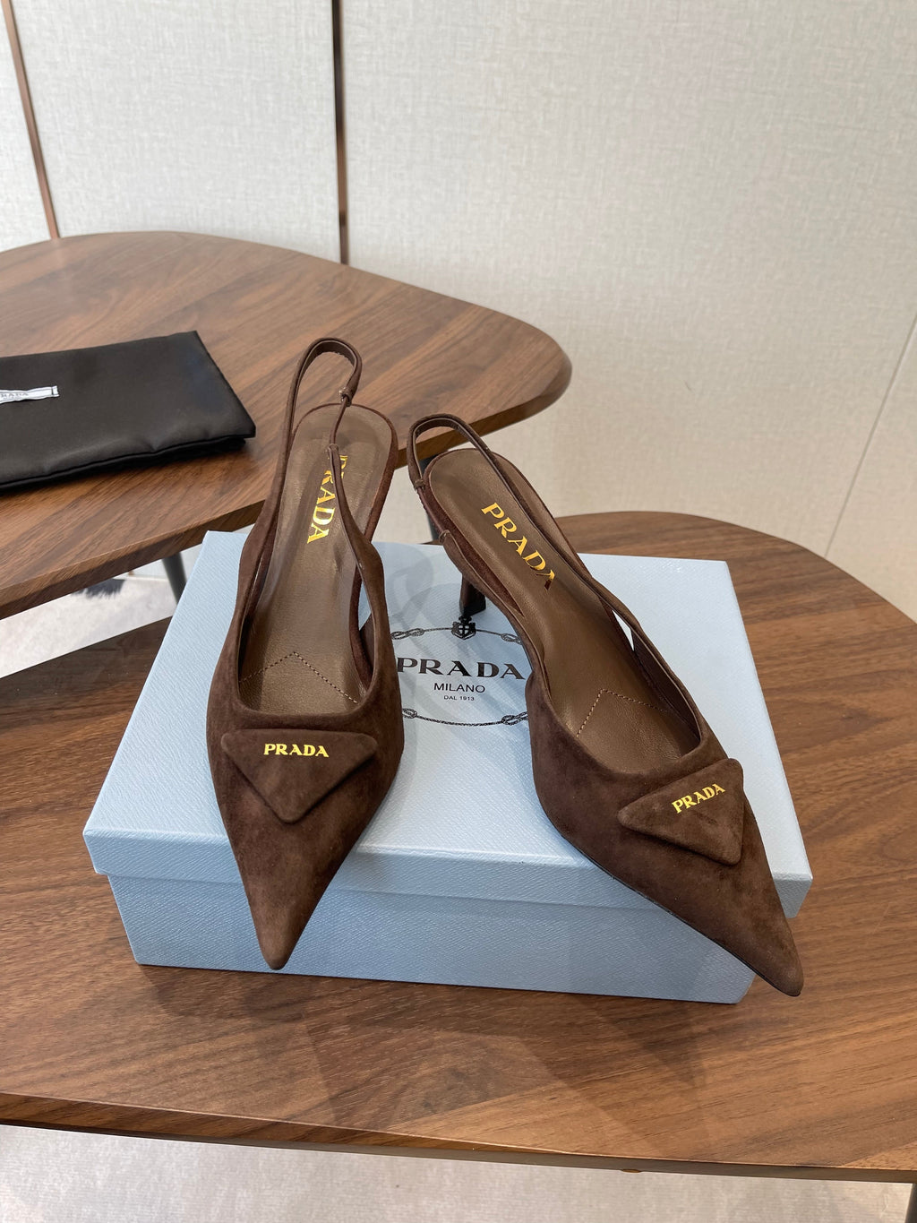 PRADA 26S SLINGBACK PUMPS 75MM IN DARK BROWN SUEDE WITH LOGO